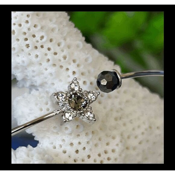 Ice Blossom Bracelet Swarovski Crystals Statement Bracelet - Picture 10 of 11